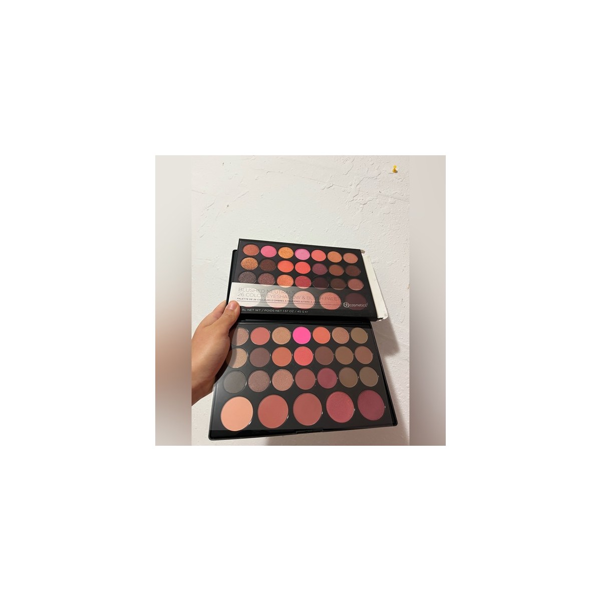 BH Cosmetics 26 Colors Blushed Eyeshadow Pallete