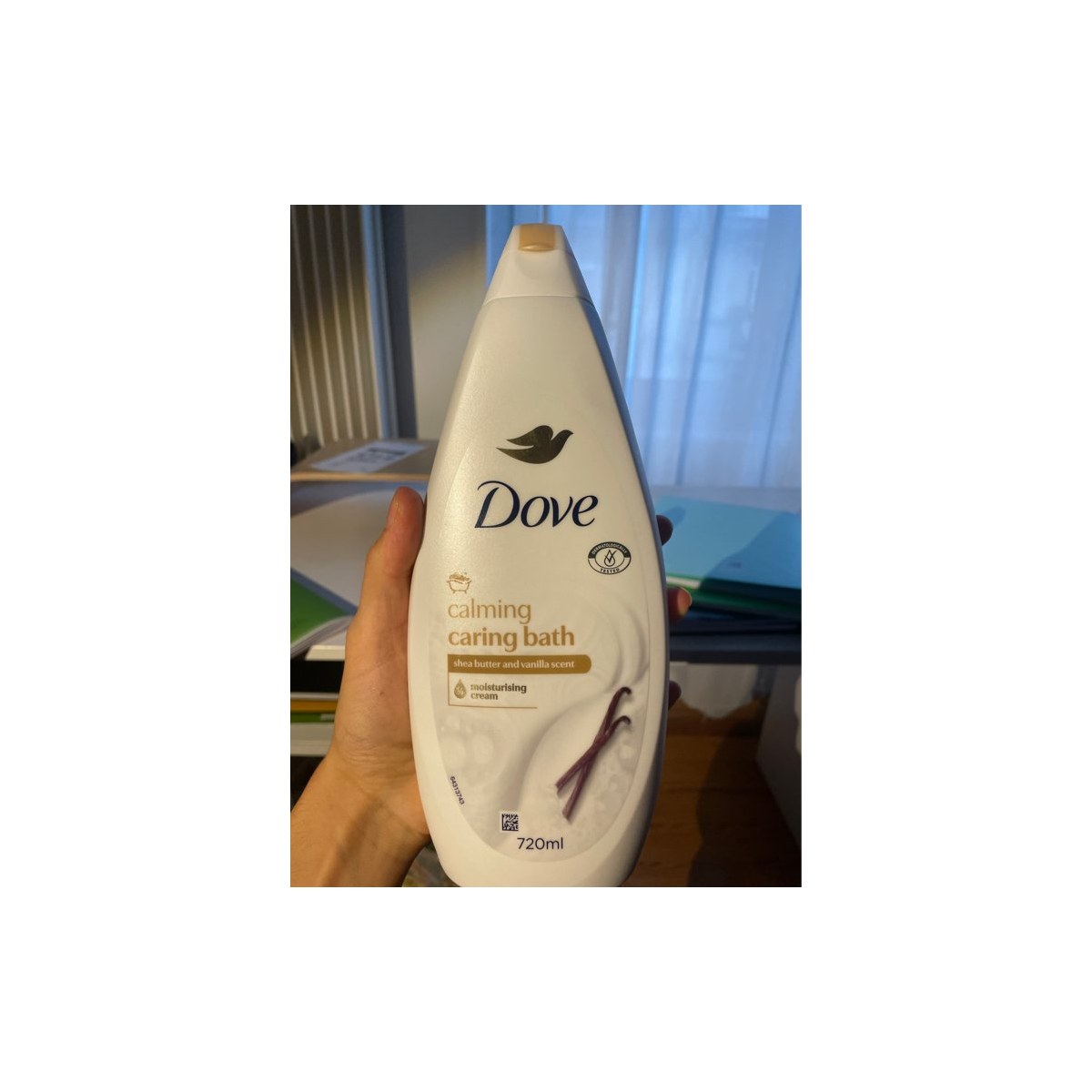 Dove Calming Caring Bath 720ml